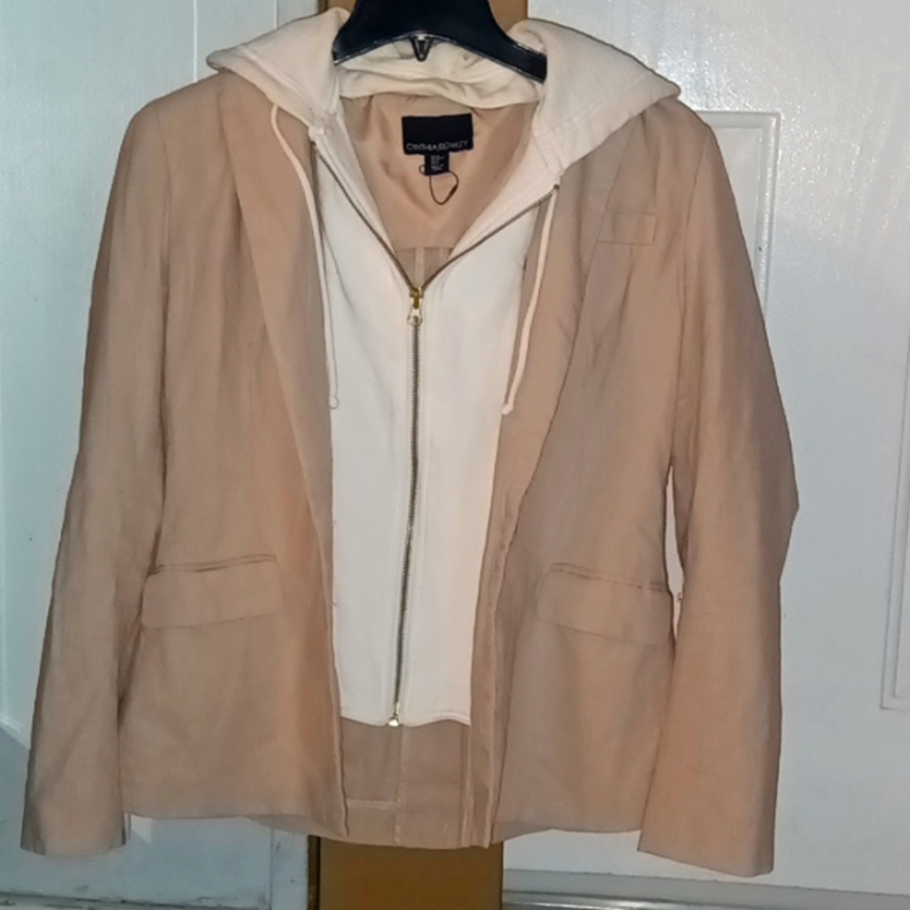 Cynthia Rowley detachable Hoodie Blazer size Medium.